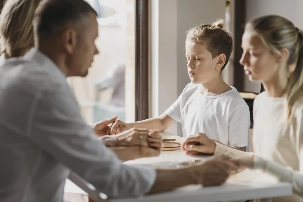 How to talk to our children about social issues?